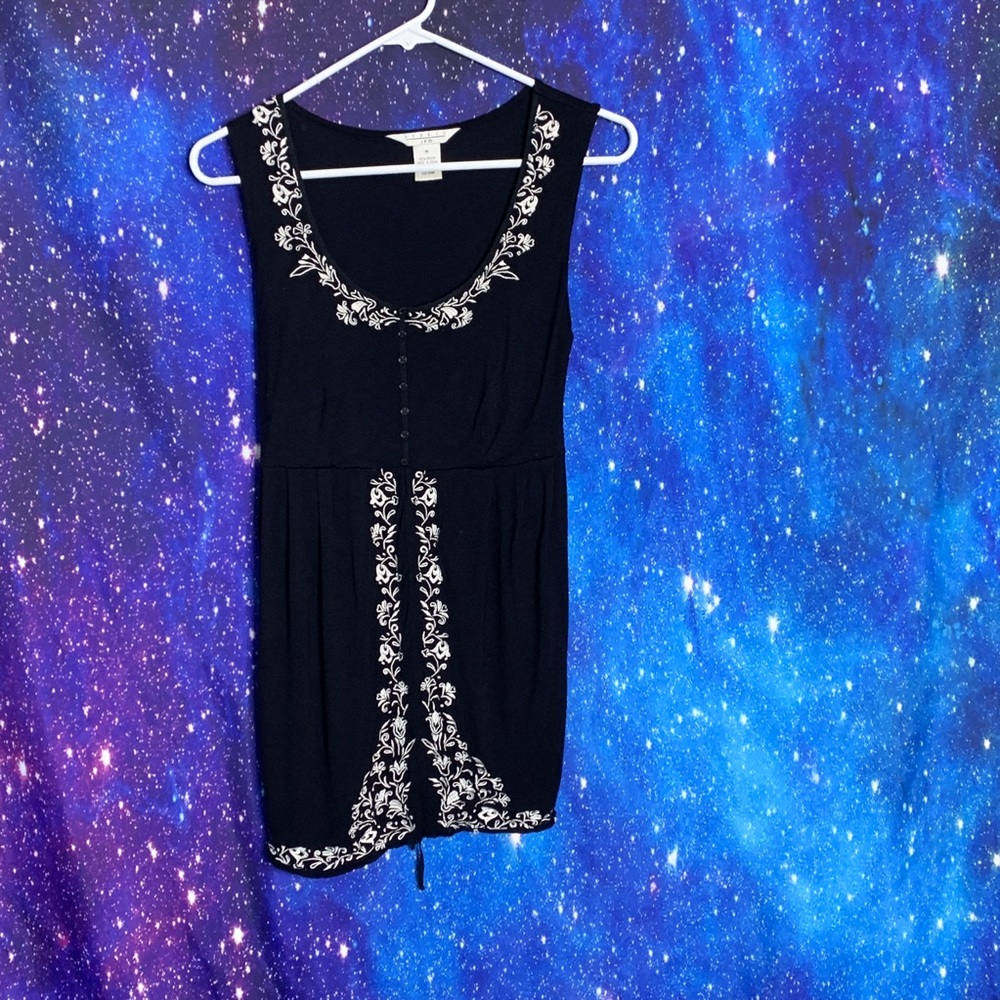 studio jpr- Black Tank w/ White Floral pattern M